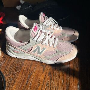 New Balance pink x90 Men’s size 9